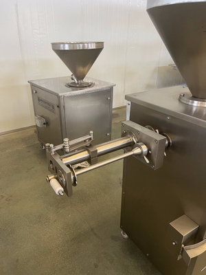 レストランやケータリーでカスタマイズされたソーセージ制作のための垂直液圧エニームマシン