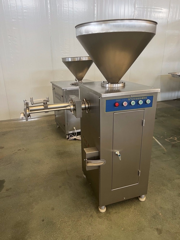 堅牢な構造とパッケージの60Lソーセージ製作機 120cm * 800cm * 120cmのサイズ